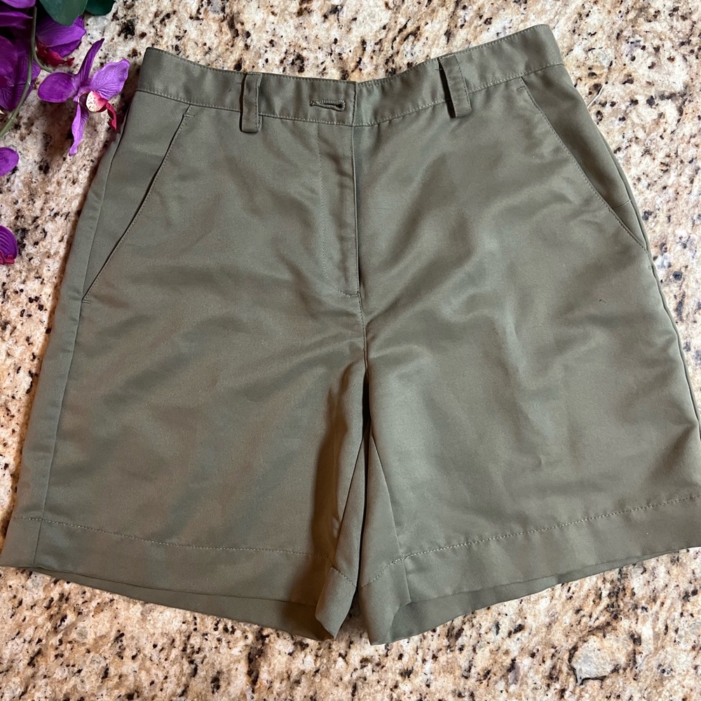 VTG Liz Claiborne Short Petite Size 2